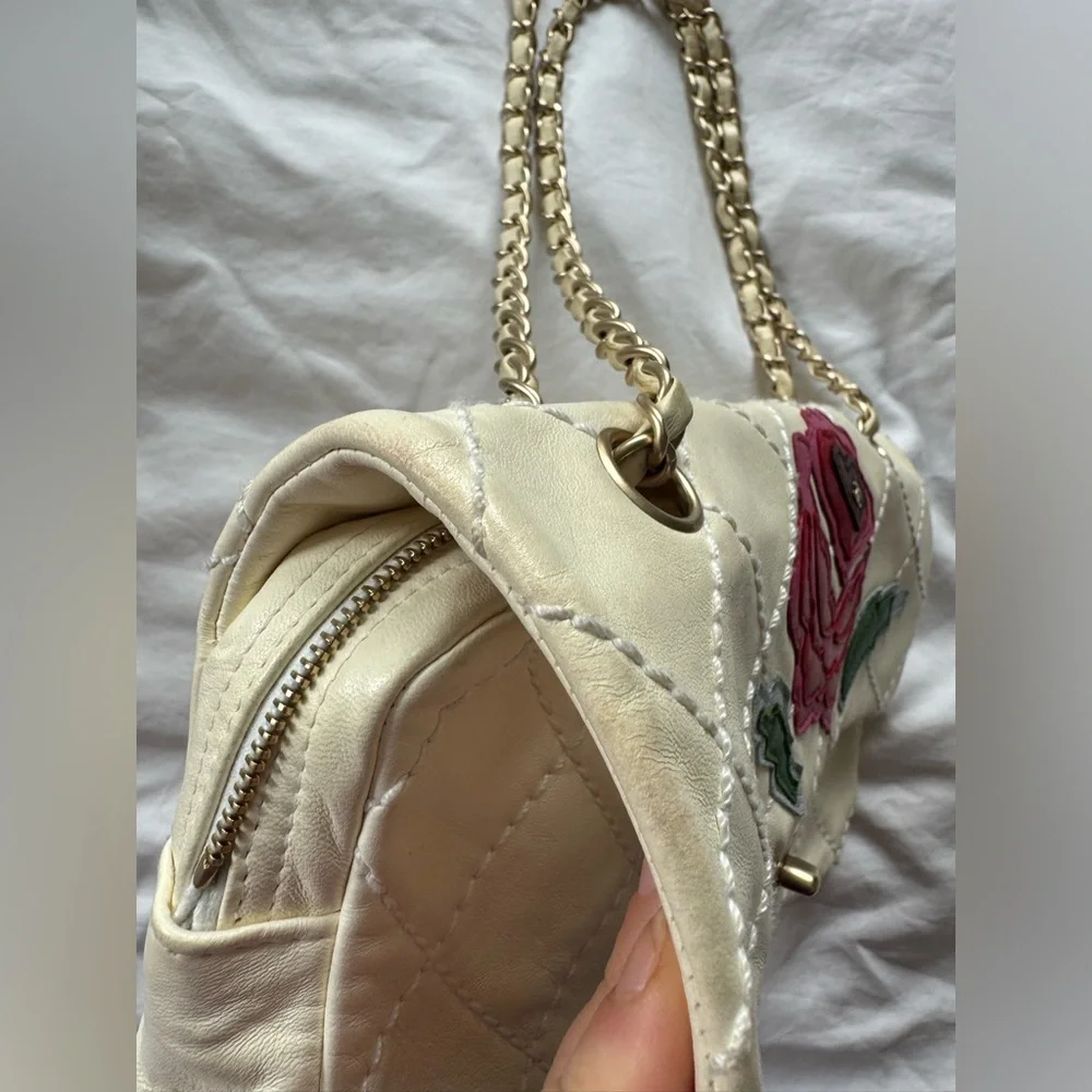 Vintage Chanel Rose Flap Bag - Picture 3 of 11